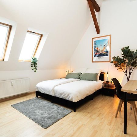 Staywell - Lichtdurchflutetes Apartment Mit Terasse Berlin Eksteriør bilde